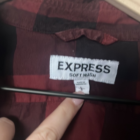 Express buffalo plaid soft wash button down - Picture 4 of 5